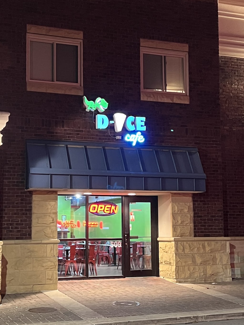 D-ICE CAFE | restaurant | 509 N Martin St, Muncie, IN 47303, USA | 7657170851 OR +1 765-717-0851