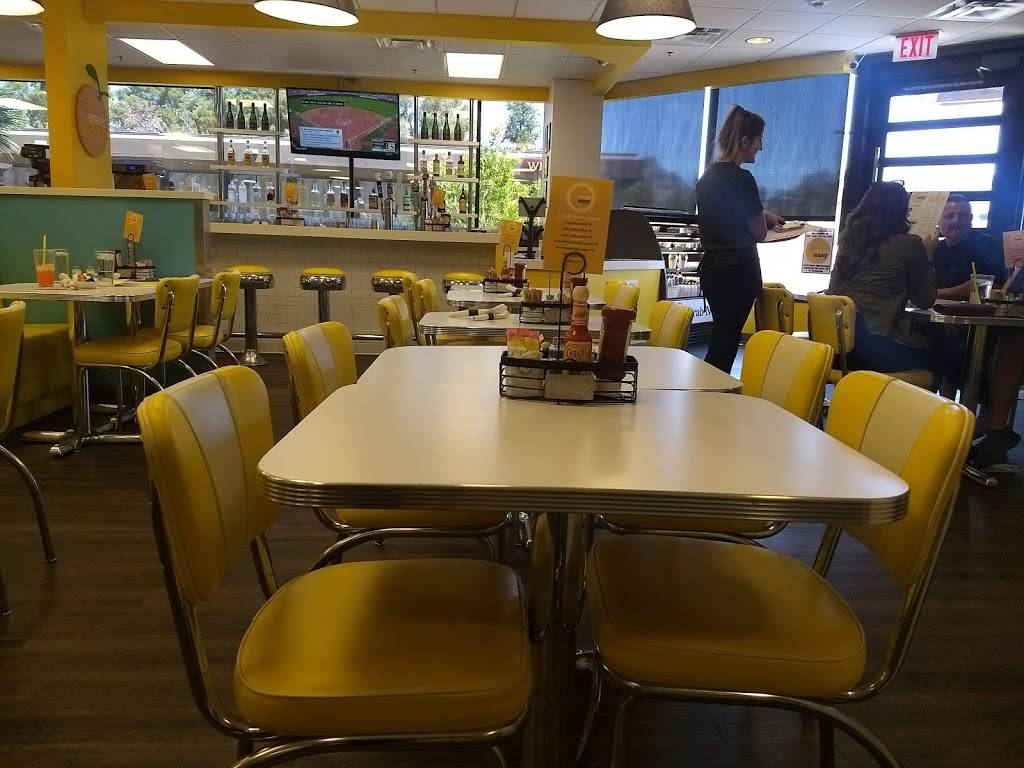 Over Easy - Biltmore | restaurant | 2398 E Camelback Rd #150, Phoenix, AZ 85016, USA | 6026877456 OR +1 602-687-7456