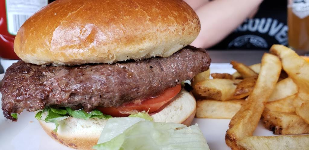 Gabbys | restaurant | 3263 Yonge St, Toronto, ON M4N 2L6, Canada | 4163223621 OR +1 416-322-3621