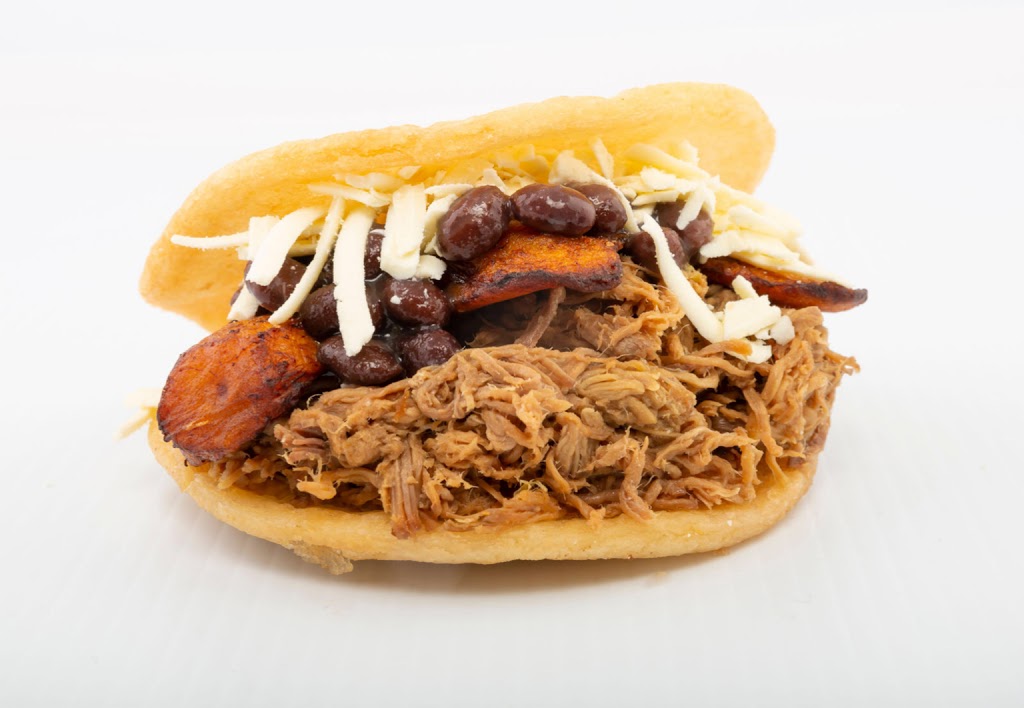 El Toque Latin Restaurant | restaurant | 6405 Raleigh St, Orlando, FL 32835, USA | 4077046695 OR +1 407-704-6695