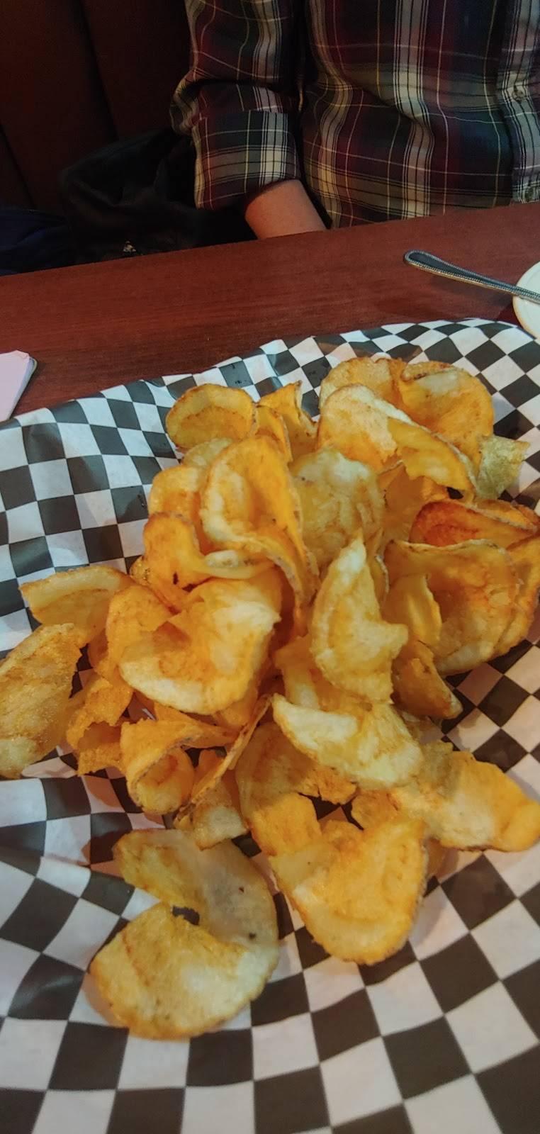 Spudleys Family Restaurant | restaurant | 2 Morningside Dr, Paola, KS 66071, USA | 9132944141 OR +1 913-294-4141