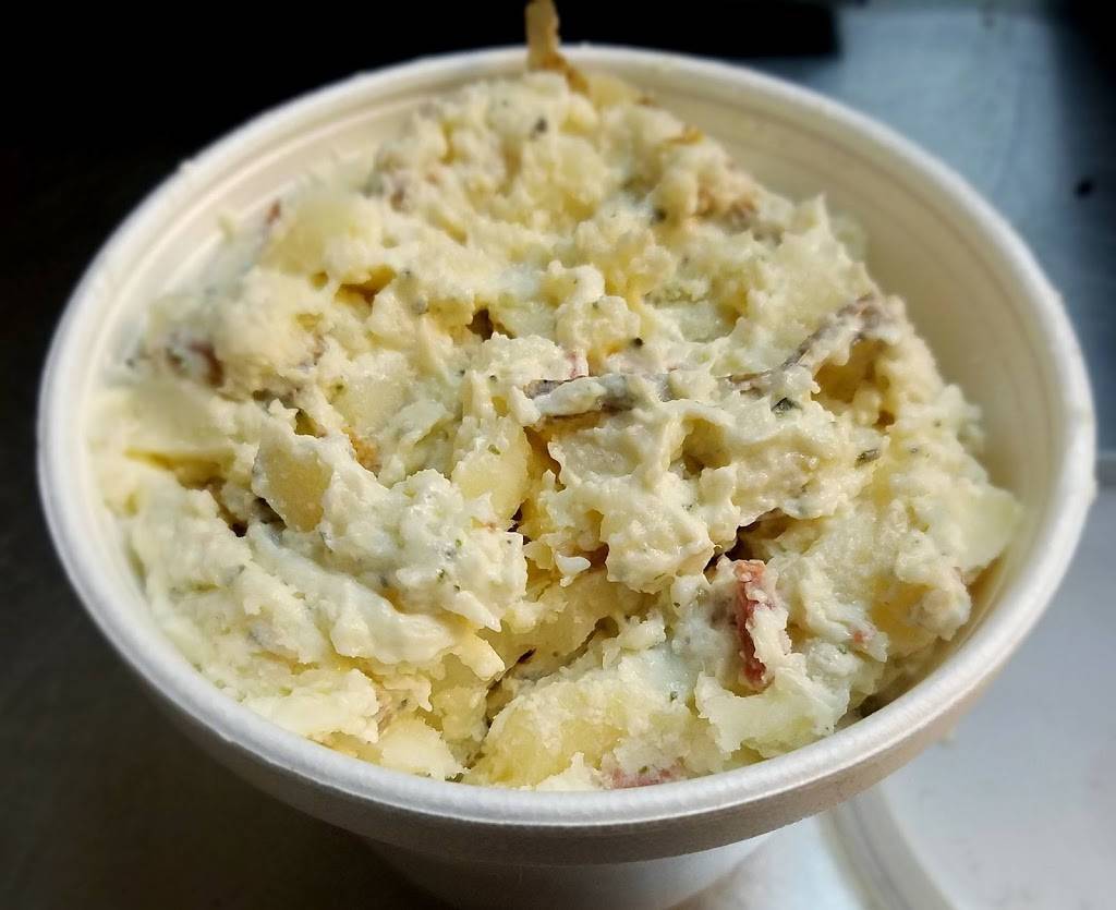 Moores Dairy Creme | restaurant | 511 6th St W, Newark, AR 72562, USA | 8707993980 OR +1 870-799-3980