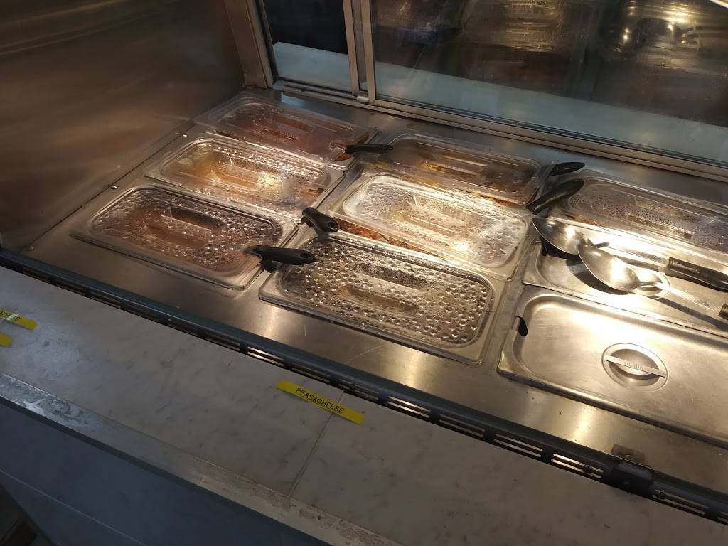 Curry Xpress | restaurant | 1888 Beach Blvd suite f, Biloxi, MS 39531, USA | 2285940000 OR +1 228-594-0000