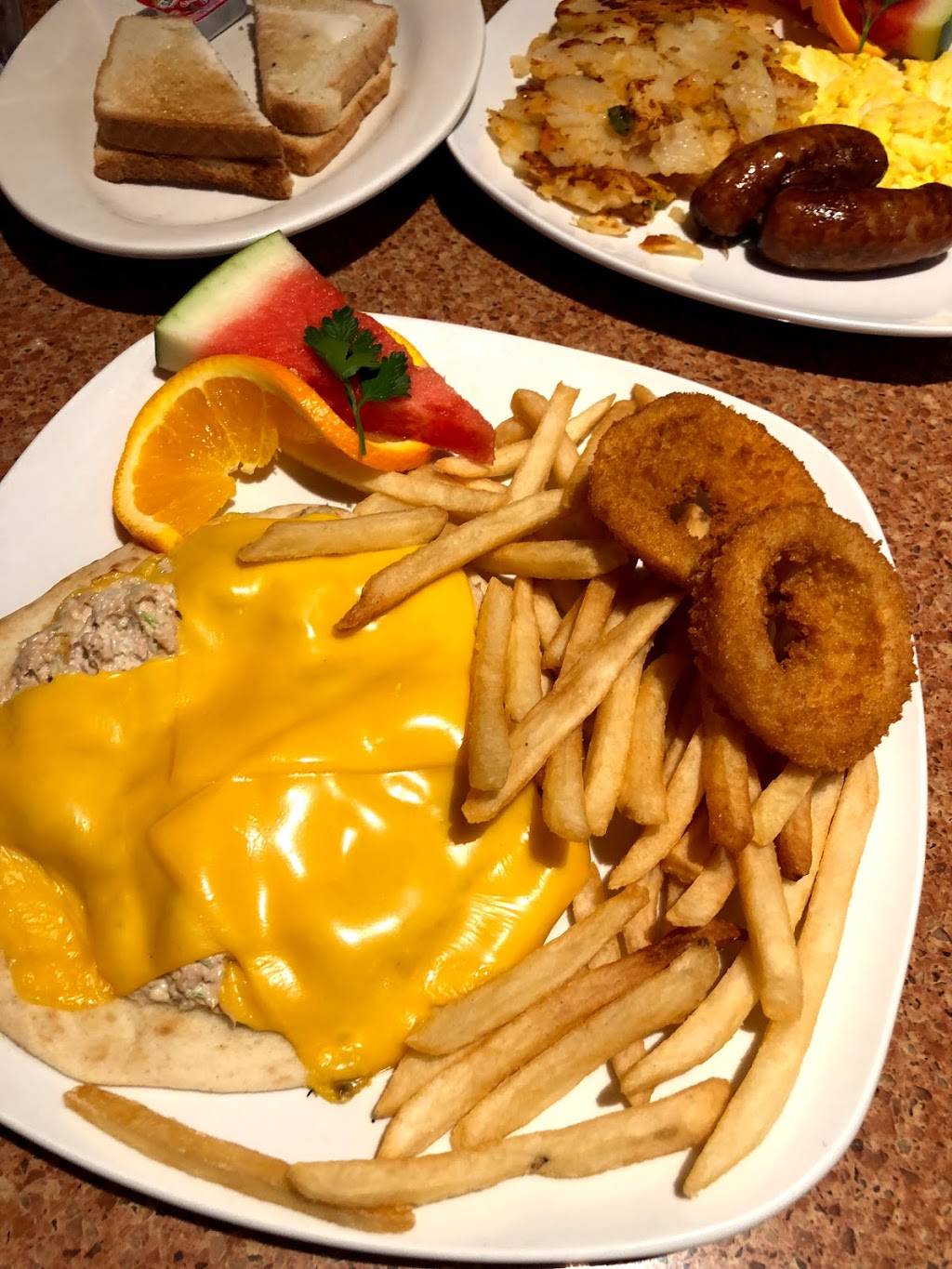 Imperial Diner | meal takeaway | 63 W Merrick Rd, Freeport, NY 11520, USA | 5168680303 OR +1 516-868-0303