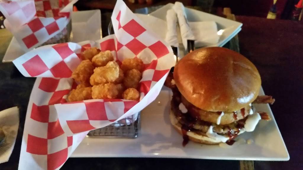 DeMitos Saloon | restaurant | 335 E Kenilworth Ave, Villa Park, IL 60181, USA | 6305301700 OR +1 630-530-1700