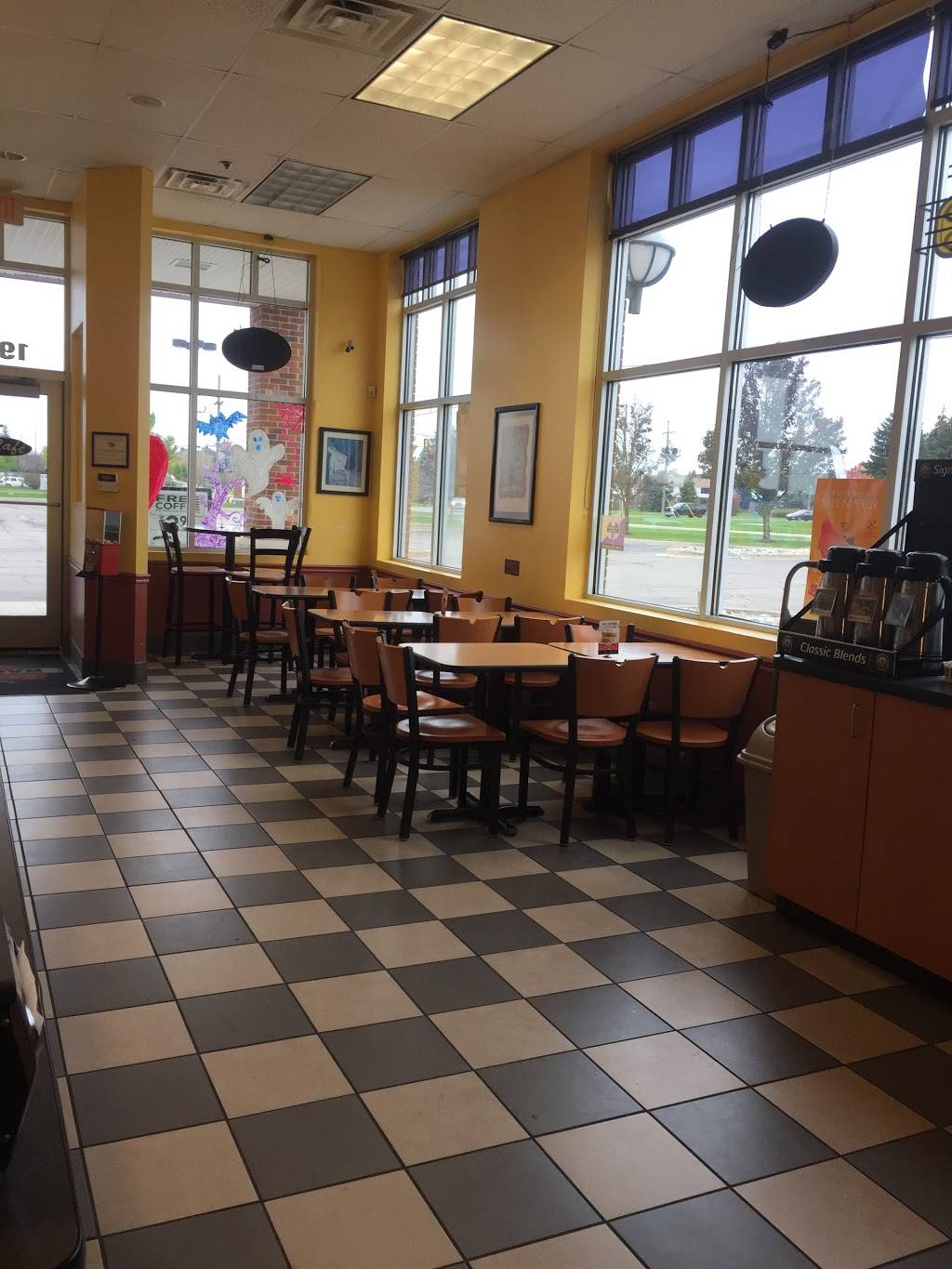 Big Apple Bagels | bakery | 1911 25 Mile Rd, Shelby Charter Twp, MI 48316, USA | 2486501306 OR +1 248-650-1306