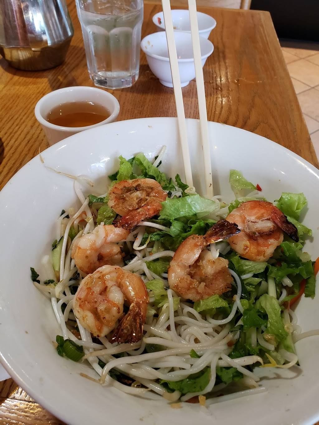 Phở MeKha Restaurant | restaurant | 6846 NE Sandy Blvd, Portland, OR 97213, USA | 5037194584 OR +1 503-719-4584