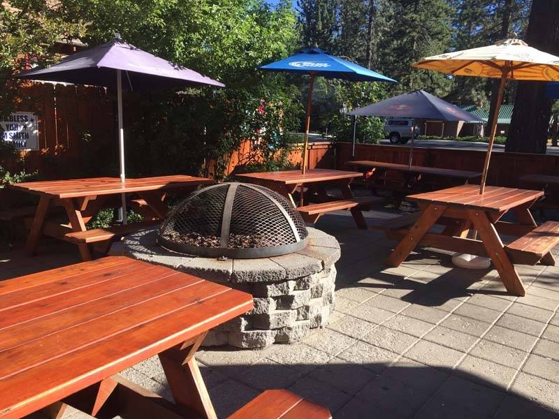 Emerald Bay Bar & Grill | restaurant | 888 Emerald Bay Rd, South Lake Tahoe, CA 96150, USA | 5305417017 OR +1 530-541-7017