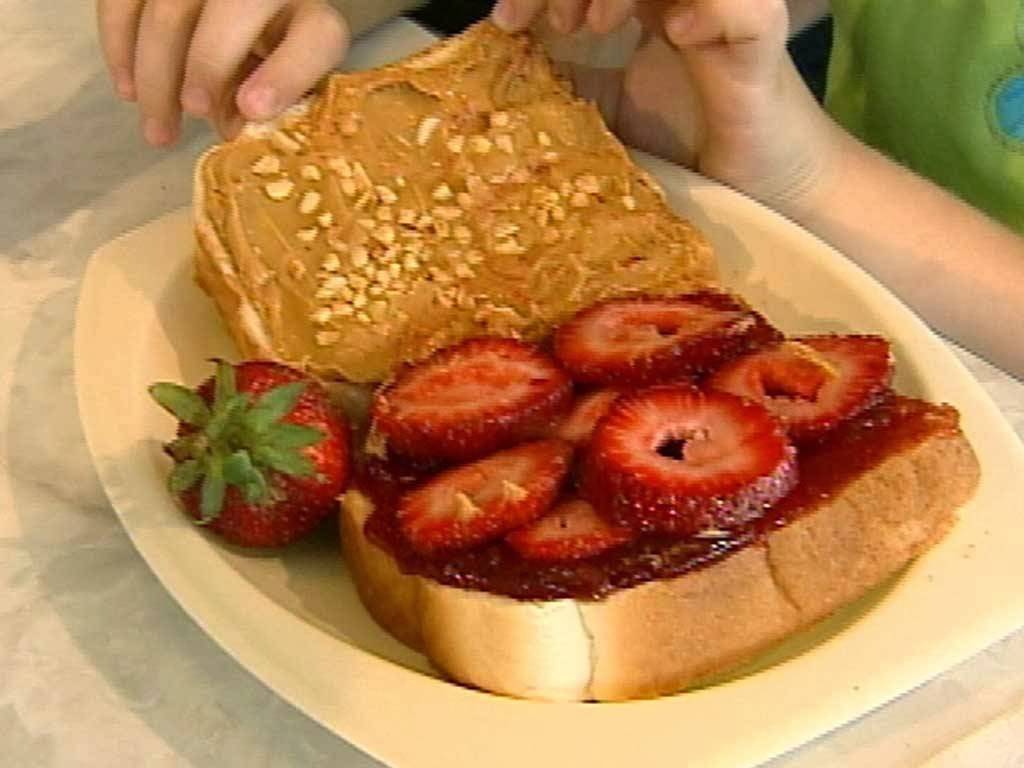 G D Ritzys | restaurant | 601 N Green River Rd, Evansville, IN 47715, USA | 8124746259 OR +1 812-474-6259