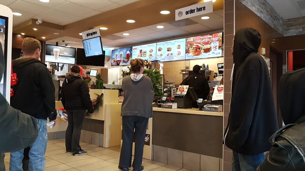 McDonalds | cafe | 470 Dundas St E, Belleville, ON K8N 1G1, Canada | 6139685400 OR +1 613-968-5400