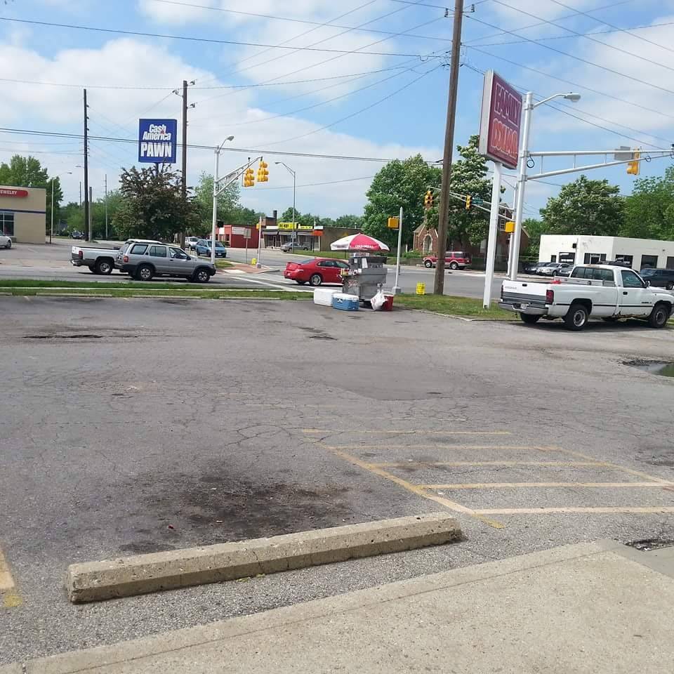 Garcias Hot Dogs | meal takeaway | 5102 E 16th St, Indianapolis, IN 46218, USA | 3172895593 OR +1 317-289-5593