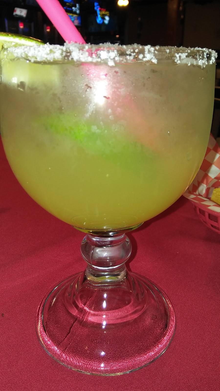 El Pique Peruvian & Mexican Restaurant | restaurant | 14445 Ambaum Blvd SW, Burien, WA 98166, USA | 2062438260 OR +1 206-243-8260