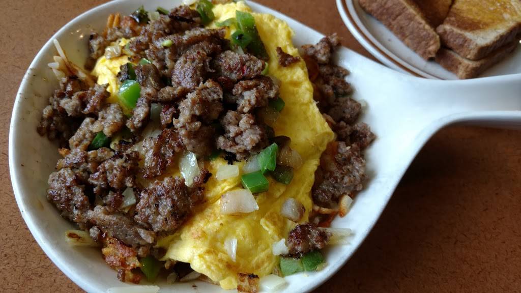 Country Cafe | cafe | 1030 Emerald Terrace, Sun Prairie, WI 53590, USA | 6088375191 OR +1 608-837-5191