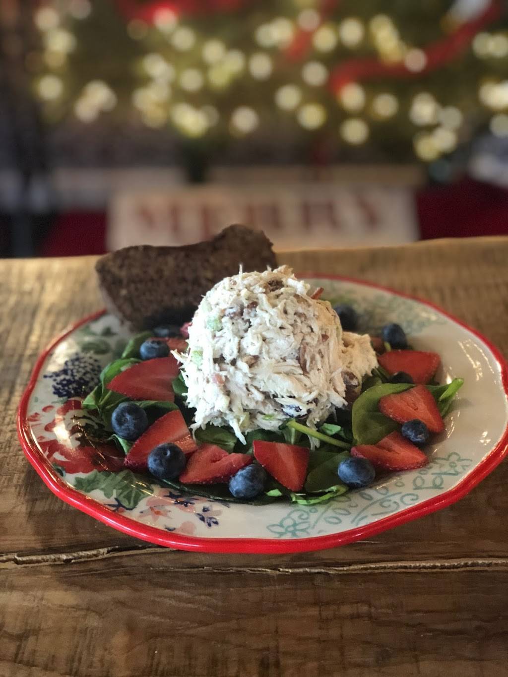 Farm Society | restaurant | 619 Jackson St, Anderson, IN 46016, USA | 7652988592 OR +1 765-298-8592