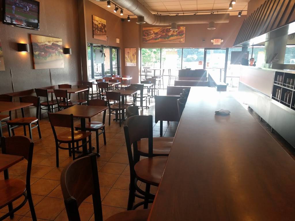 Penn Station East Coast Subs | meal takeaway | 4827 Davis Lant Dr, Evansville, IN 47715, USA | 8124027366 OR +1 812-402-7366