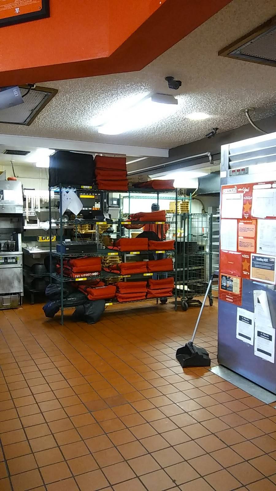 Pizza Hut | restaurant | 1316 E Silver Springs Blvd, Ocala, FL 34470, USA | 3526292197 OR +1 352-629-2197