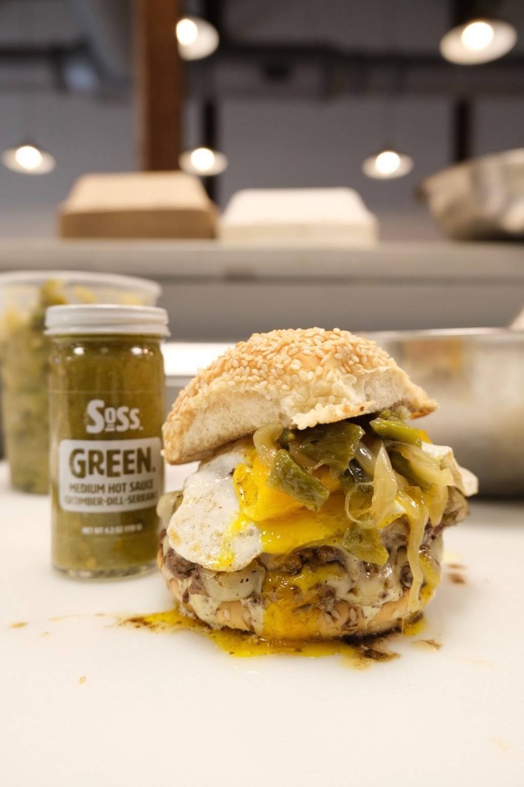 Cobra Burger | restaurant | 400 N 27th St, Richmond, VA 23223, USA | 8046438824 OR +1 804-643-8824