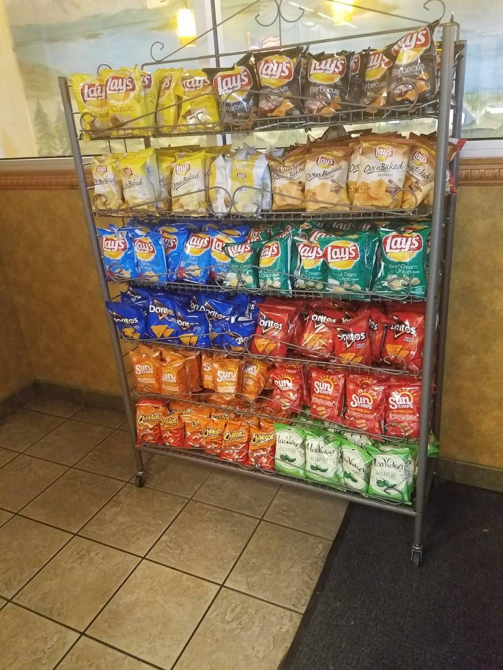 Subway | meal takeaway | Must Have Base Access, 2601 Ohio St, Silverdale, WA 98315, USA | 3607795656 OR +1 360-779-5656