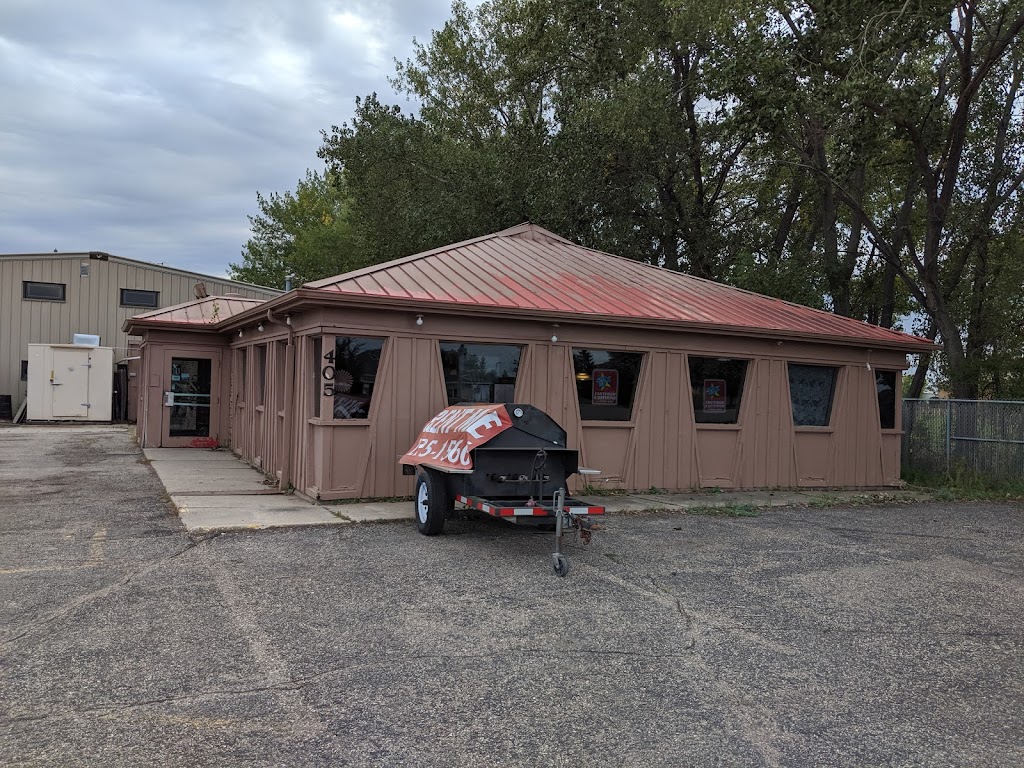 Ds | restaurant | 405 U.S. 281, Aberdeen, SD 57401, USA | 6052251566 OR +1 605-225-1566