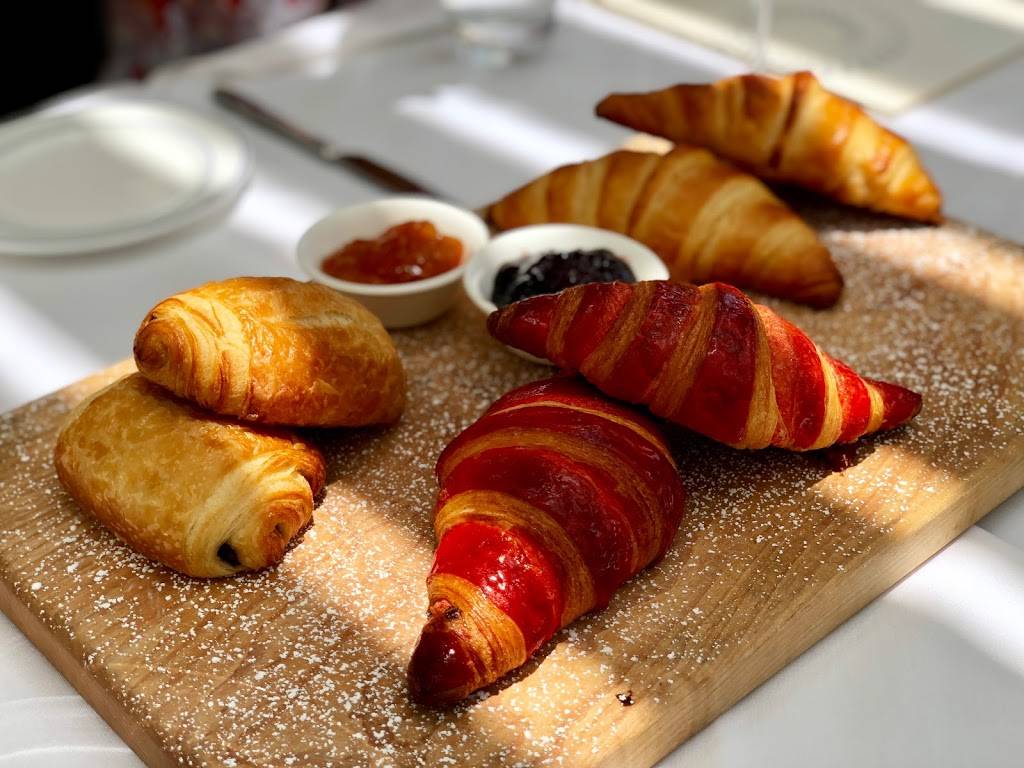 Lobster Bar Sea Grille - Miami Beach | restaurant | 404 Washington Ave, Miami Beach, FL 33139, USA | 3053772675 OR +1 305-377-2675