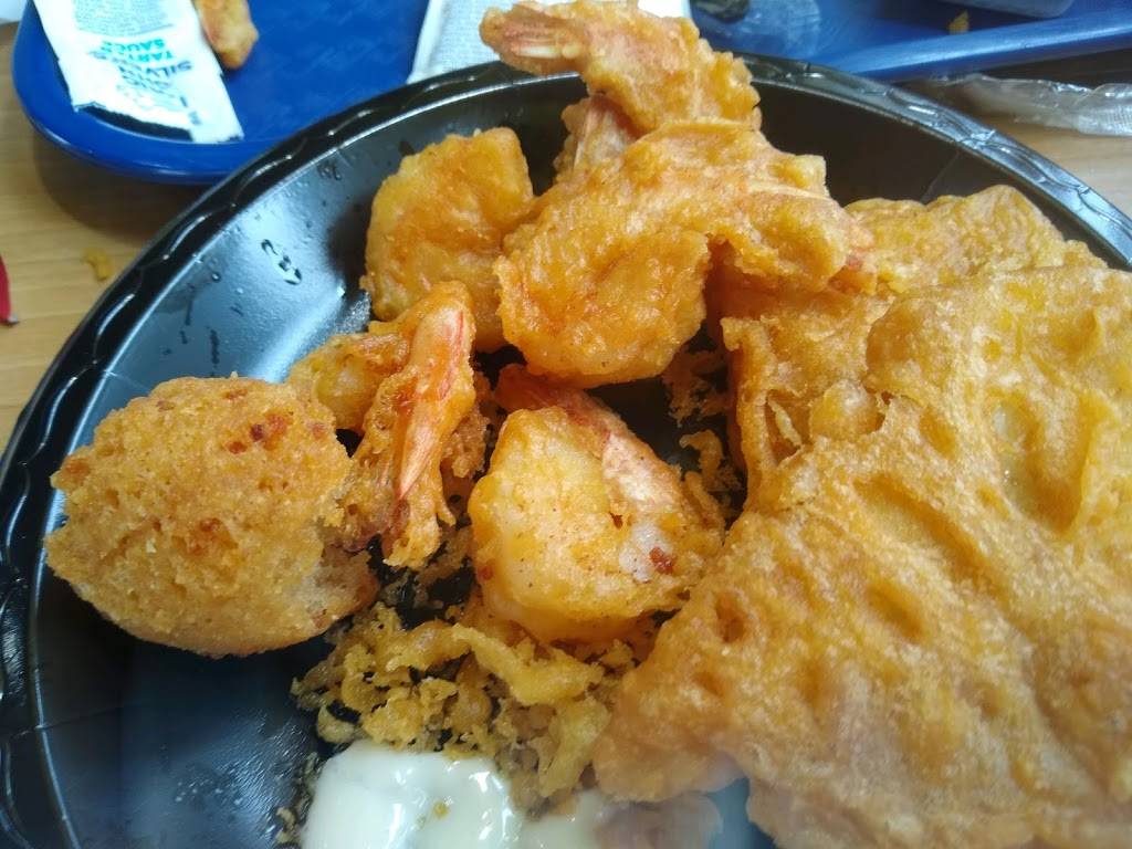 Long John Silvers | restaurant | 1504 Nations Dr, Gurnee, IL 60031, USA | 8475998439 OR +1 847-599-8439