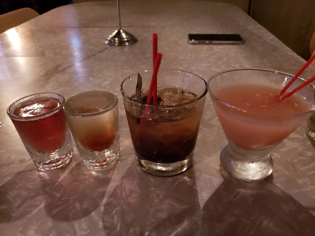 The Side Quest | restaurant | 17900 Detroit Ave, Lakewood, OH 44107, USA | 2162281212 OR +1 216-228-1212