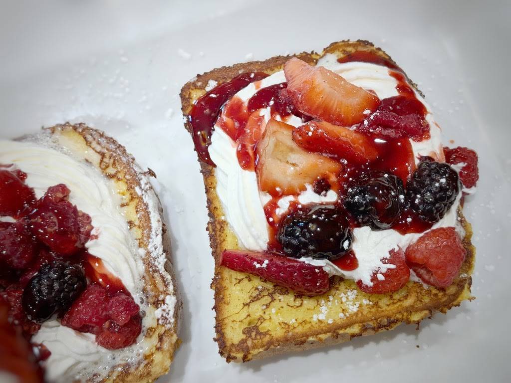 Sunny Side Up & Coffee Shoppe | cafe | 42 E Superior St, Chicago, IL 60611, USA | 3129304242 OR +1 312-930-4242