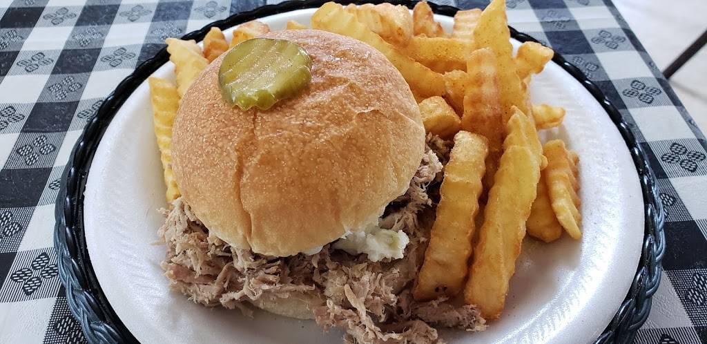 Hollar’s Backstreet Grill | restaurant | 36 Linneys Mountain Rd, Taylorsville, NC 28681, USA | 8286328999 OR +1 828-632-8999