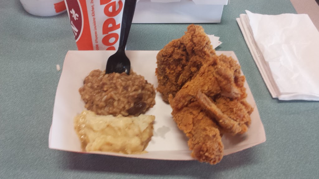 Popeyes Louisiana Kitchen | restaurant | 82301 Bissel St, Fort Huachuca, AZ 85613, USA | 5204594275 OR +1 520-459-4275