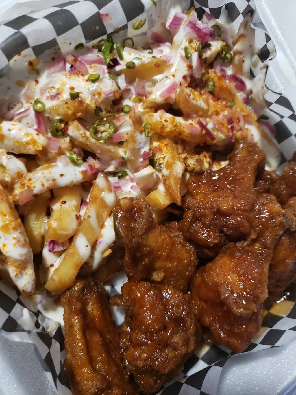 The Wing Spot | restaurant | 31 Tapscott Rd Unit 8B, Scarborough, ON M1B 4Y7, Canada | 6473503577 OR +1 647-350-3577