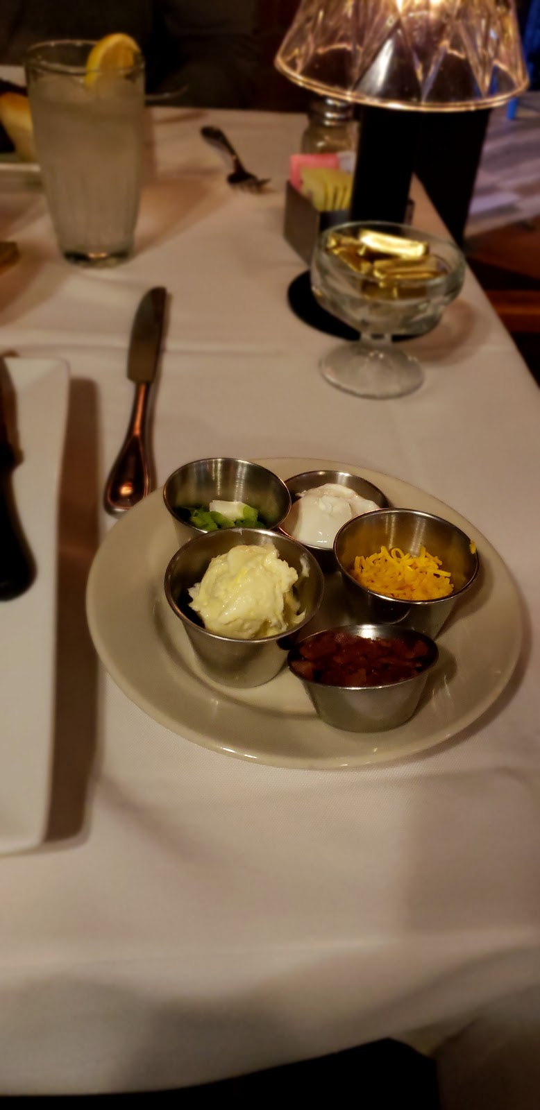 Saxony Steak Room & Lounge | night club | 501 N Marland Blvd, Hobbs, NM 88240, USA | 5753973251 OR +1 575-397-3251