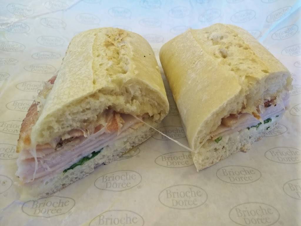 Brioche Dorée | restaurant | 1701 Airport Blvd, San Jose, CA 95110, USA | 4084412657 OR +1 408-441-2657