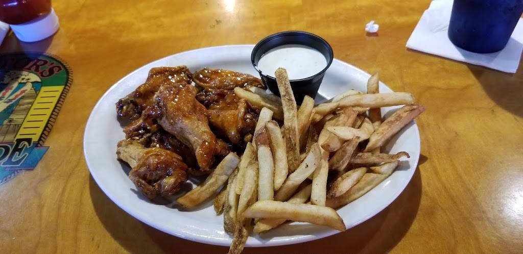 Gators Dockside Ocoee | restaurant | 8969 W Colonial Dr, Ocoee, FL 34761, USA | 4075215545 OR +1 407-521-5545