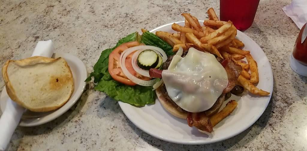 Copper Monkey West | restaurant | 14209 W Newberry Rd, Newberry, FL 32669, USA | 3523636338 OR +1 352-363-6338