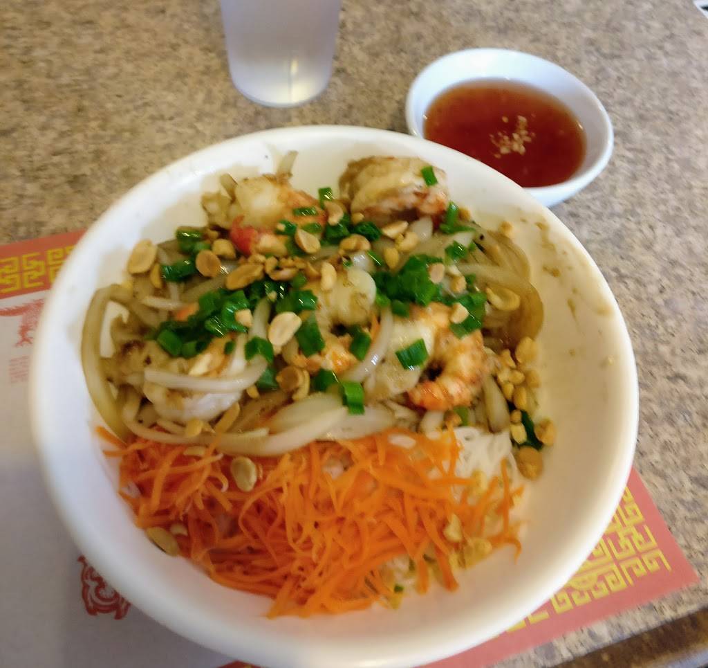 New Saigon Restaurant | restaurant | 540 Rice St, St Paul, MN 55103, USA | 6514932263 OR +1 651-493-2263