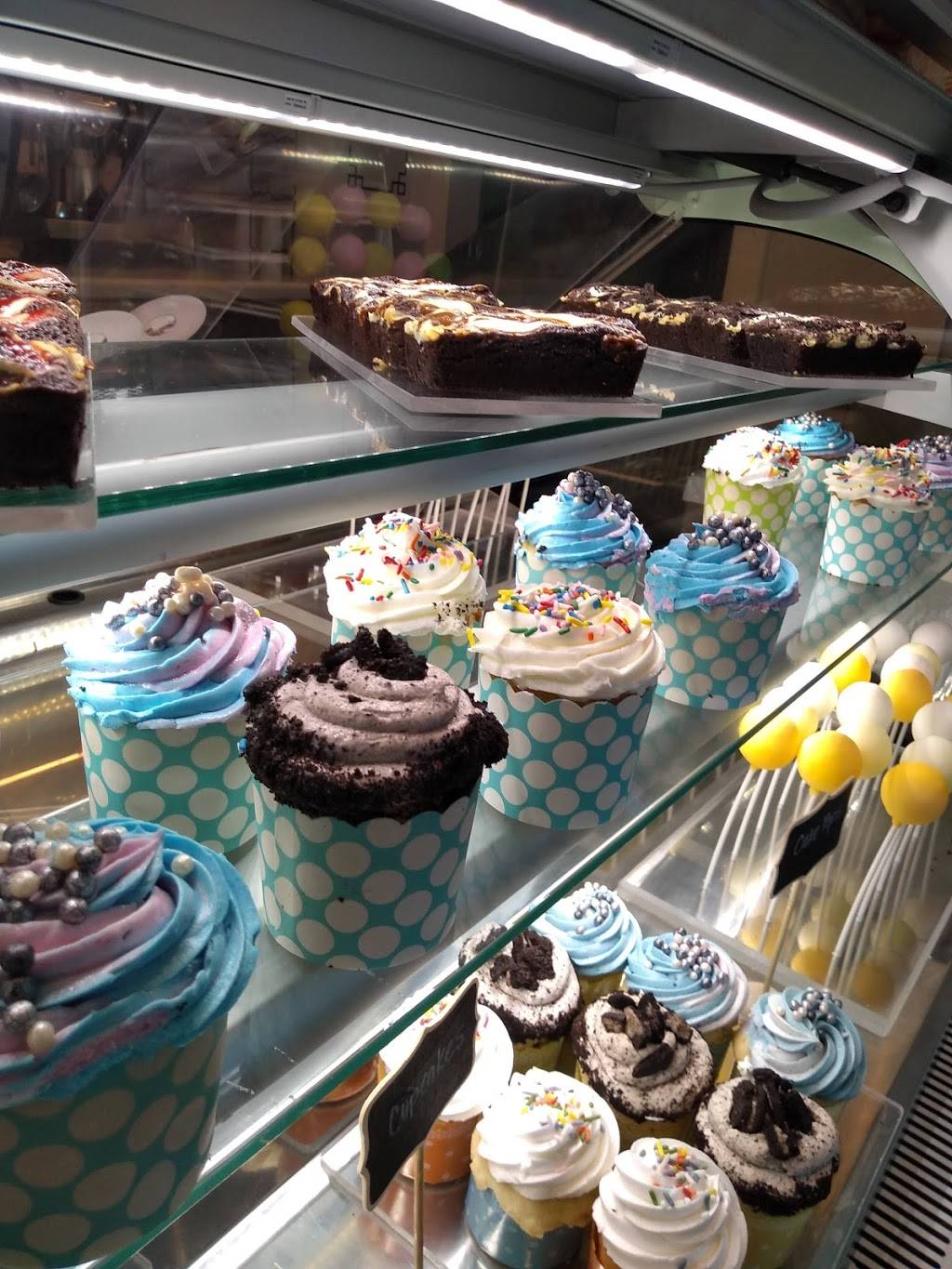 Candy & Cones | restaurant | 3555 S Ocean Dr, Hollywood, FL 33019, USA | 9546026000 OR +1 954-602-6000