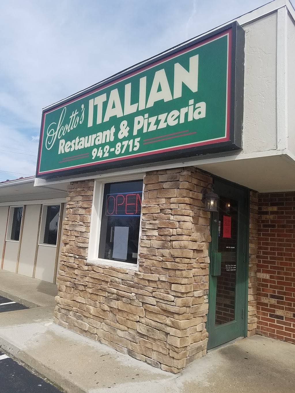 Scottos Italian Restaurant & Pizzeria | restaurant | 1412 W Broad St, Waynesboro, VA 22980, USA | 5409428715 OR +1 540-942-8715