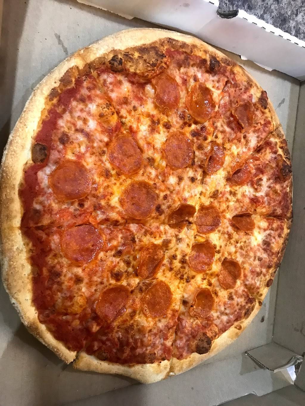 Genos Giant Slice #4 | restaurant | 2510 E Hunt Hwy, San Tan Valley, AZ 85143, USA | 4808881818 OR +1 480-888-1818