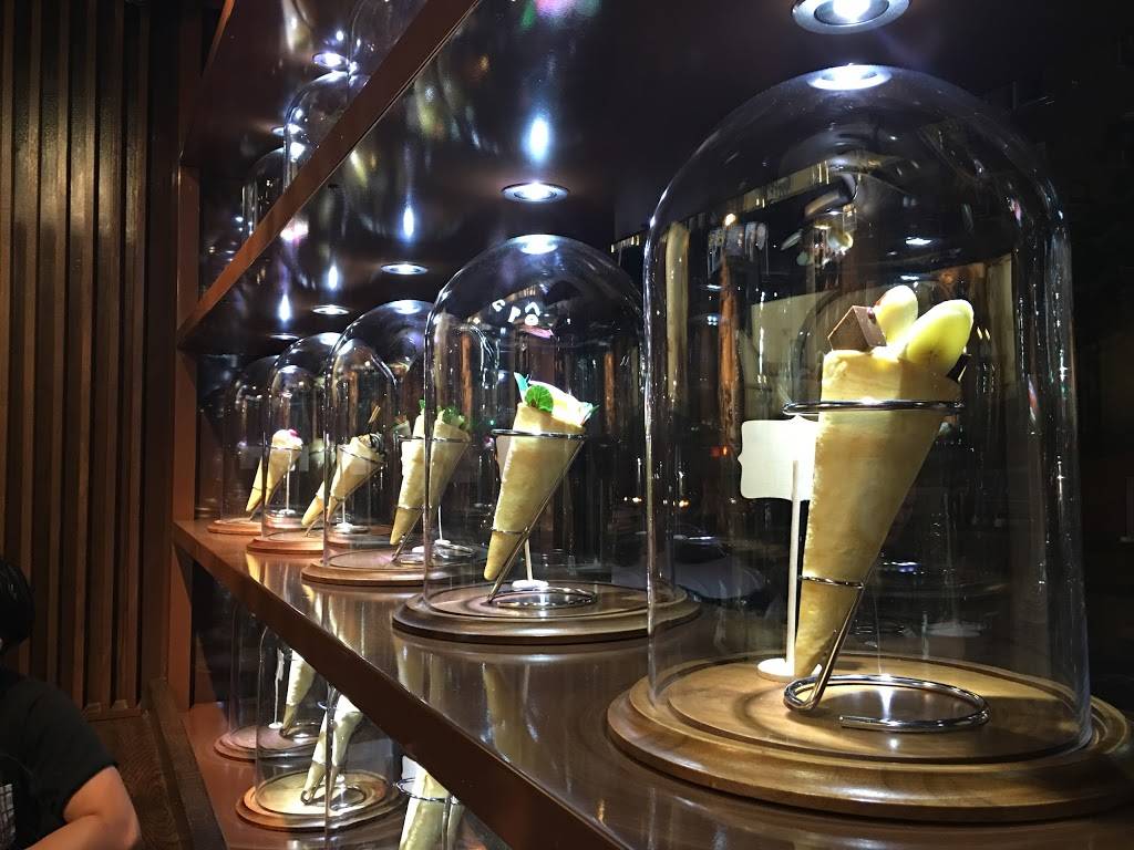 T-swirl crêpe | restaurant | 40 08 Union St, Queens, NY 11354, USA | 9172852521 OR +1 917-285-2521