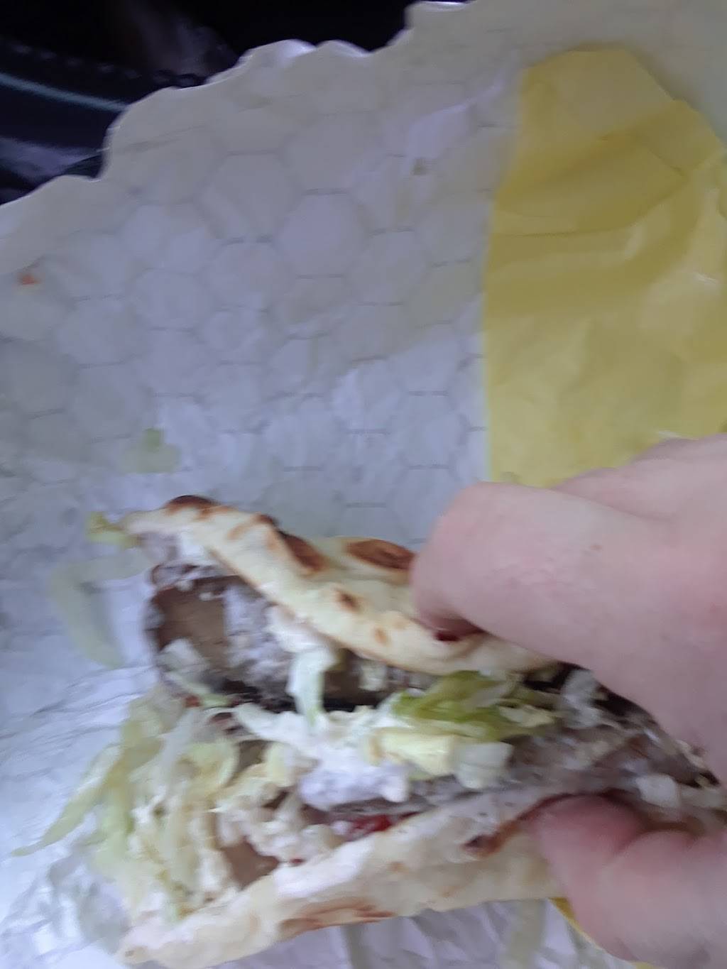 Getta Gyro | restaurant | 16313 SE 1st St, Vancouver, WA 98684, USA | 3608917112 OR +1 360-891-7112