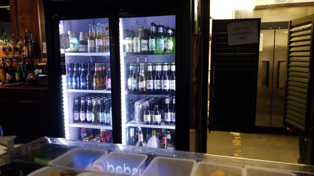 Drivers Sports Cafe | restaurant | 8220 Metcalf Ave, Overland Park, KS 66204, USA | 9133835353 OR +1 913-383-5353