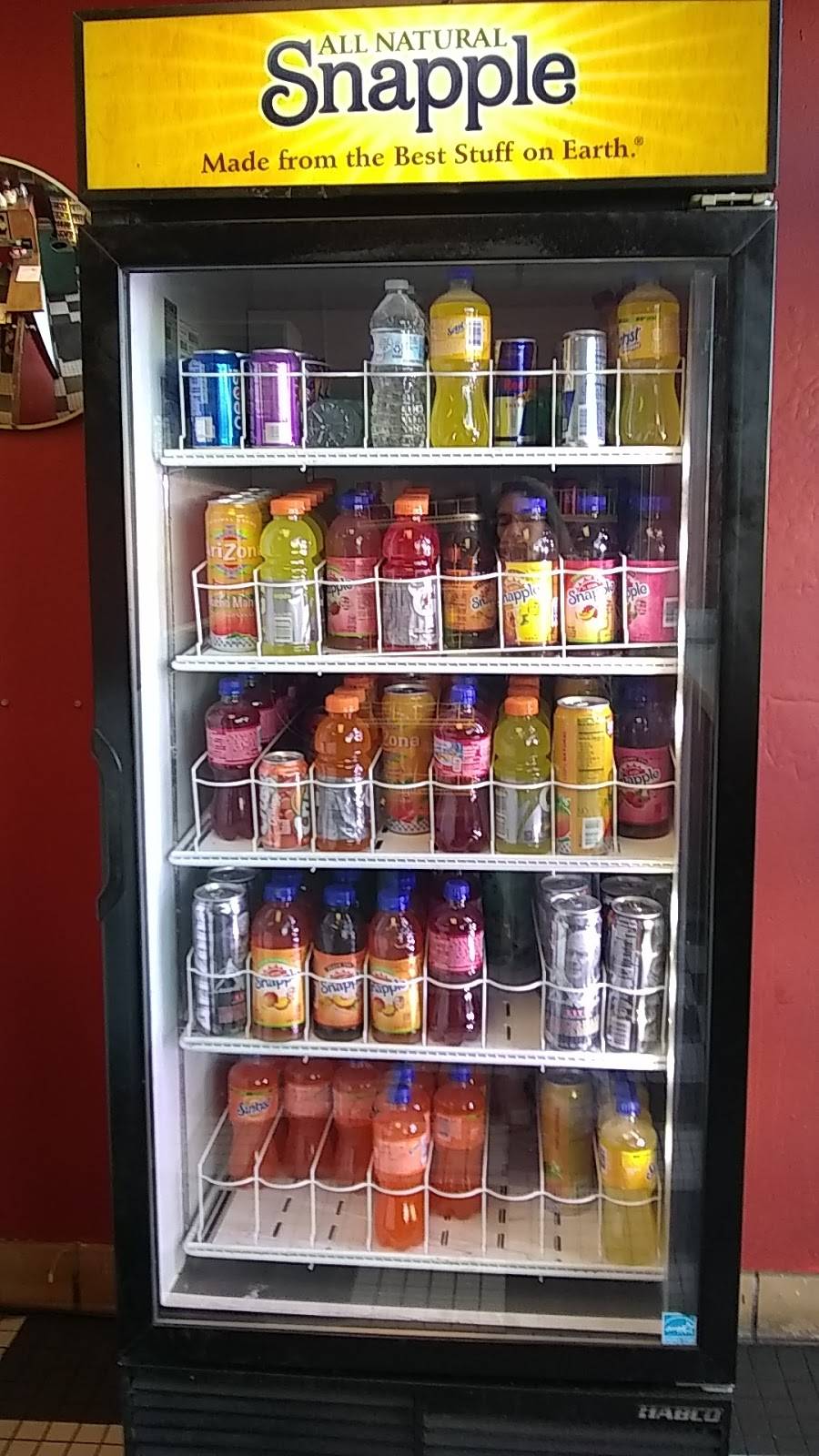 Famous Buffalo Wings & Things | restaurant | 8208 E Colfax Ave, Denver, CO 80220, USA | 3033550098 OR +1 303-355-0098