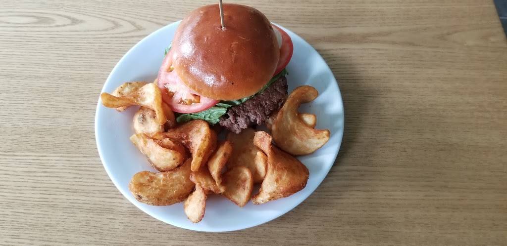 Albatross Public House and Pizzeria | restaurant | 8255 Clubhouse Way, Jonesboro, GA 30236, USA | 7704788606 OR +1 770-478-8606