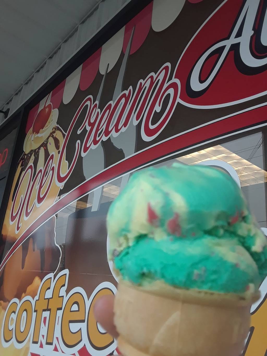 Ice Cream Ally’s Coffee Cafe | restaurant | 212 S Queen St, Littlestown, PA 17340, USA | 7173455145 OR +1 717-345-5145