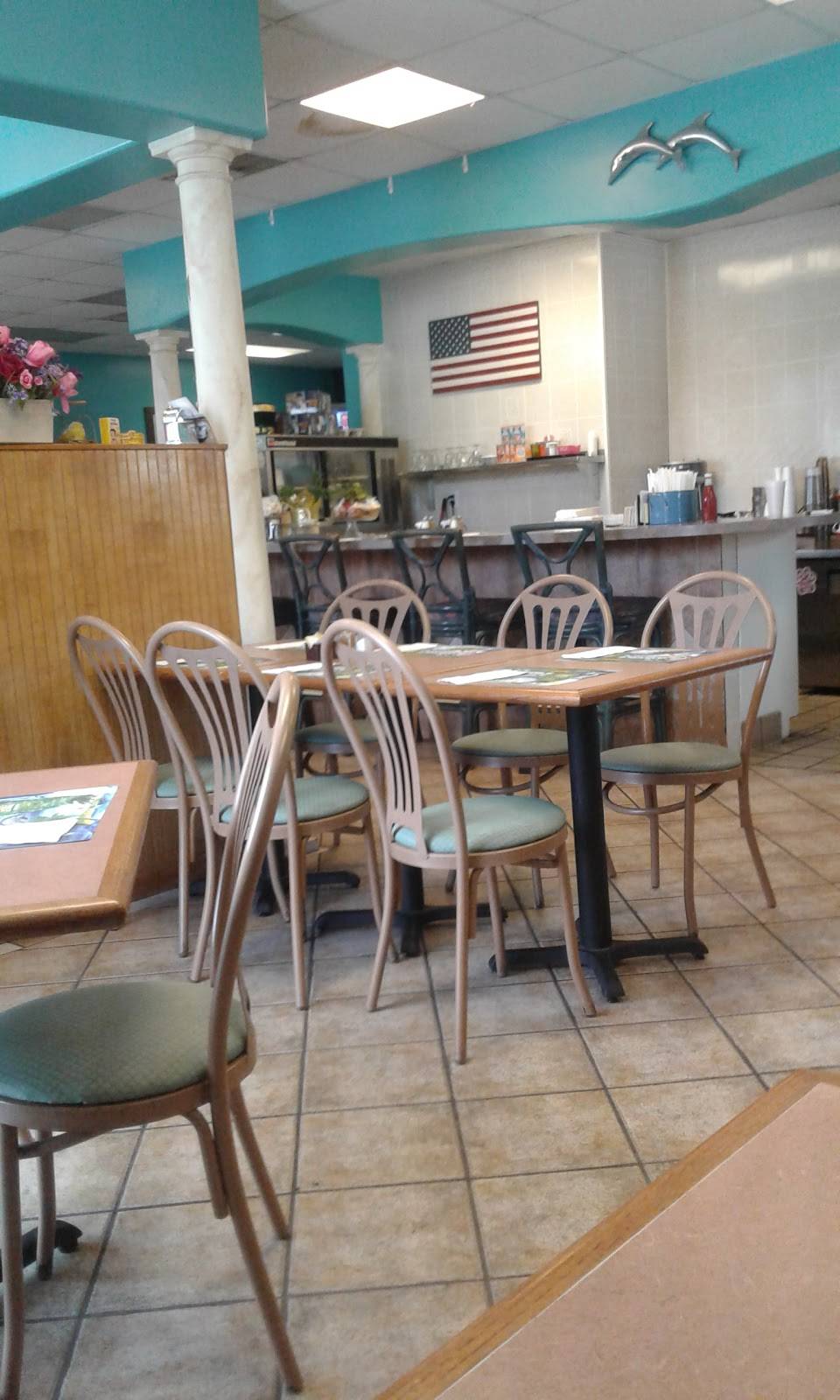 Causeway Diner | restaurant | 3712 N Courtenay Pkwy #102, Merritt Island, FL 32953, USA | 3214549898 OR +1 321-454-9898