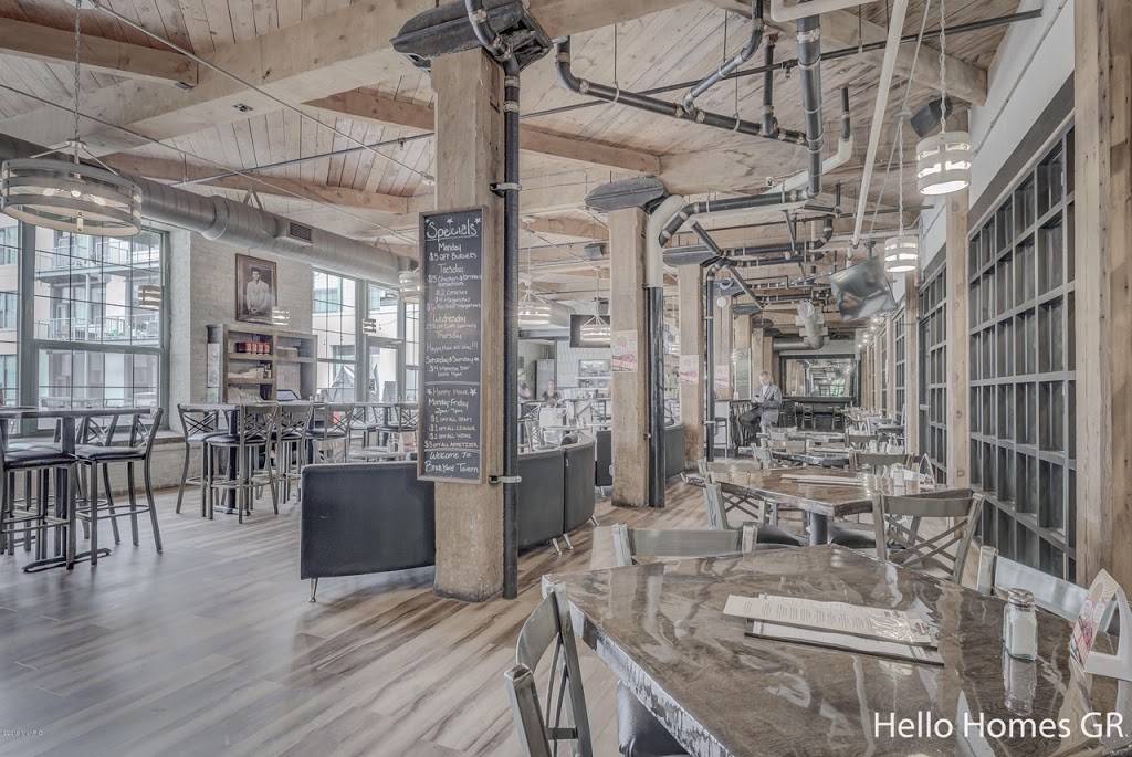 BrickYard Tavern | restaurant | 940 Monroe Ave NW, Grand Rapids, MI 49503, USA | 6168053280 OR +1 616-805-3280