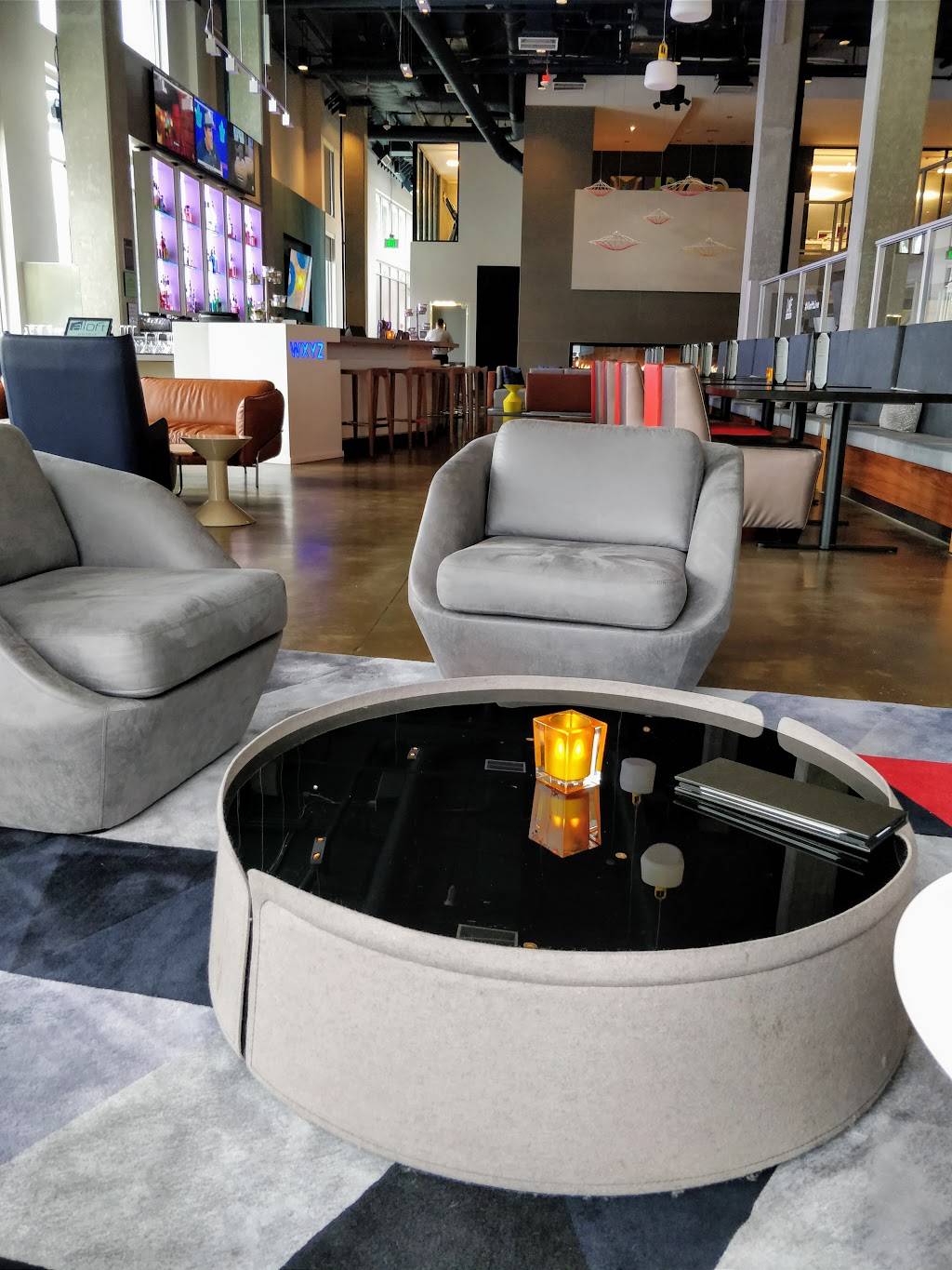 W XYZ Lounge | restaurant | 15220 NE Shen Street, #150, Redmond, WA 98052, USA | 4256369922 OR +1 425-636-9922