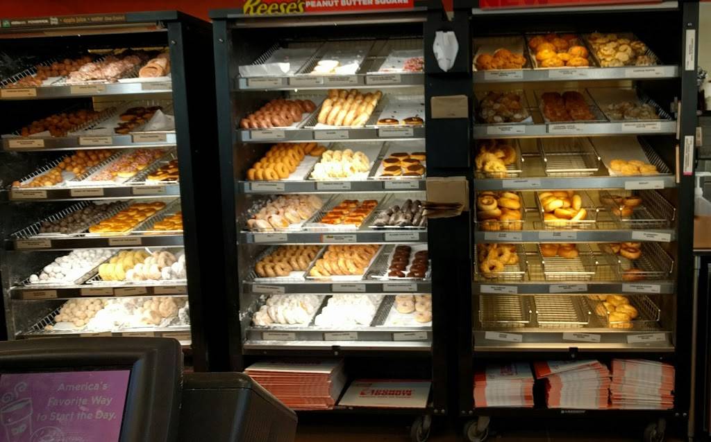 Dunkin | bakery | 3901 Hampton Blvd, Norfolk, VA 23508, USA | 7574897990 OR +1 757-489-7990