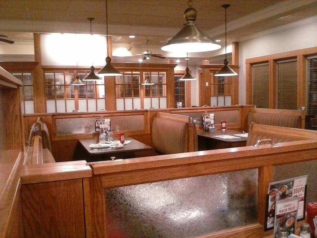 Bob Evans | meal takeaway | 10 Ludwig Dr, Fairview Heights, IL 62208, USA | 6183975386 OR +1 618-397-5386