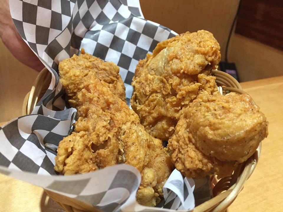 SK Grill N Chill | restaurant | 812 Britannia Rd W unit 104, Mississauga, ON L5V 0A6, Canada | 9055673343 OR +1 905-567-3343